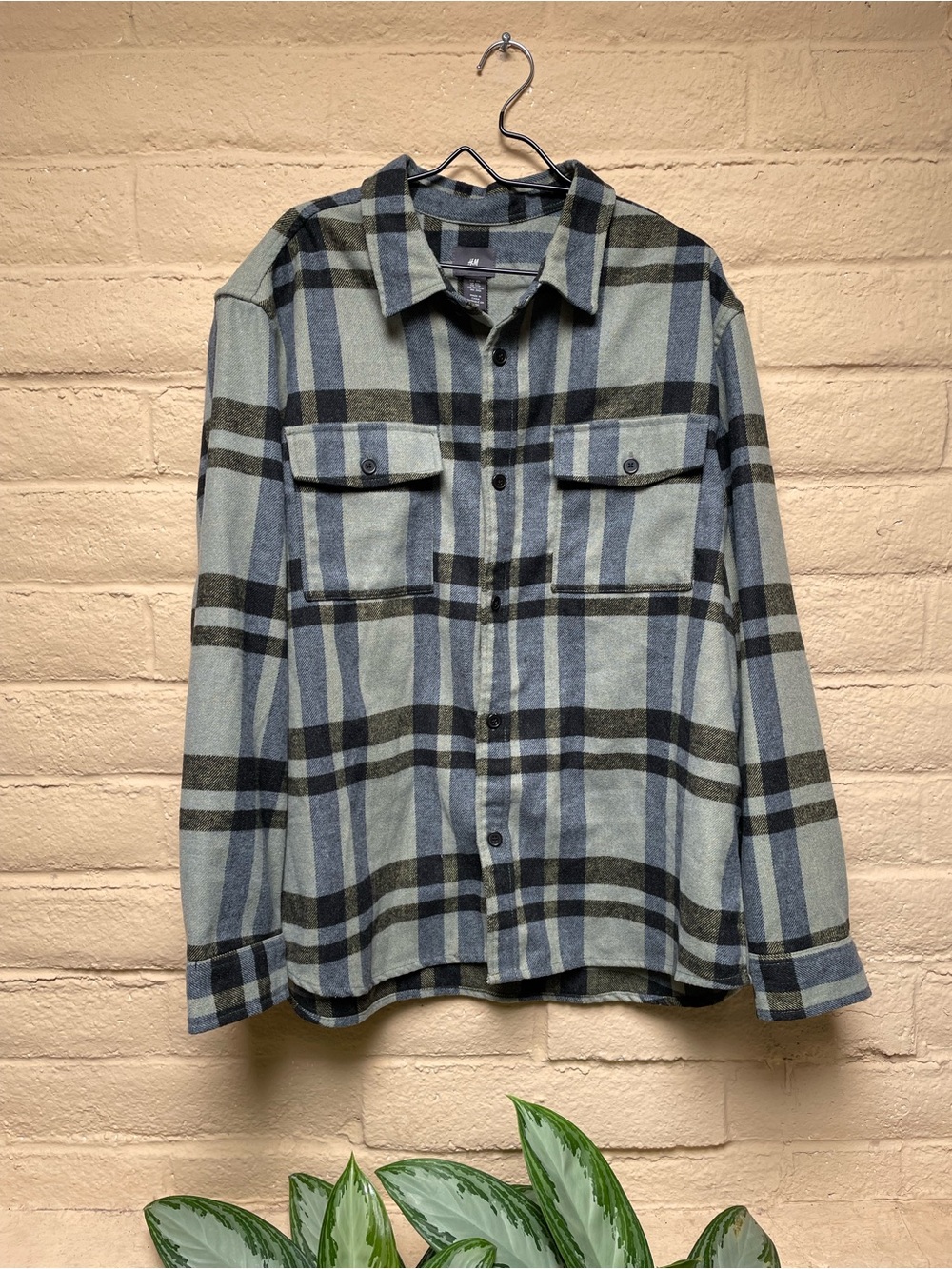 H&M Gray and Black Plaid Shirt Jacket